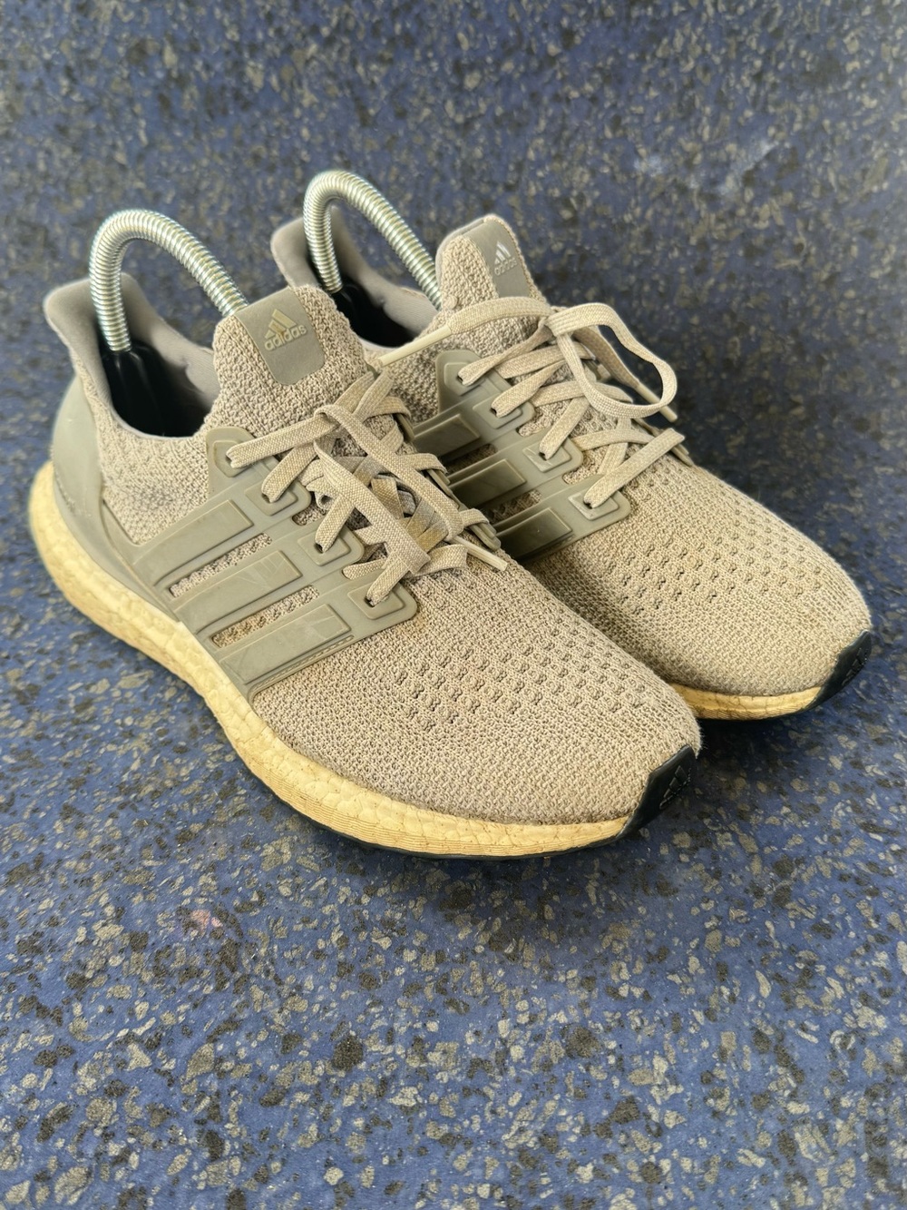 Women’s Adidas Ultra Boost 4.0 Running Shoes Size 7